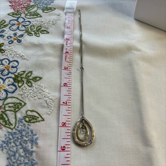 Organic Hammered Teardrop Necklace Silver Crystal Rhinestone Details - Picture 5 of 7